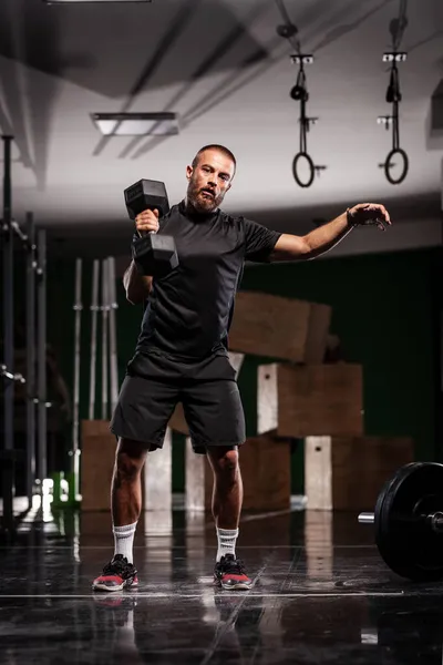 Atleta Muscular Levantando Pesos Muito Pesados Homem Trabalhando Fora Dentro — Fotografia de Stock