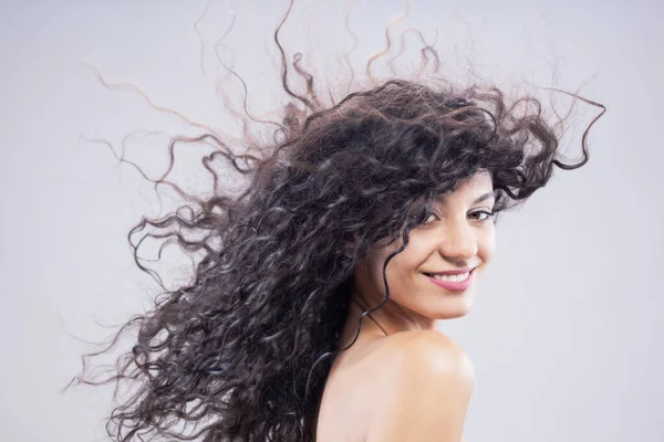 Beautiful Brunette Girl Long Wet Hair Studio Portrait Happy Face — Stock Photo, Image