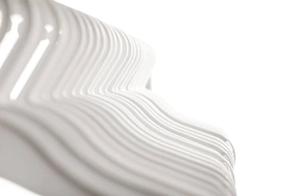 Elbise Askılarından Asılan Elbiseler Için Soyut Beyaz Plastik Askılar Beyaz — Stok fotoğraf