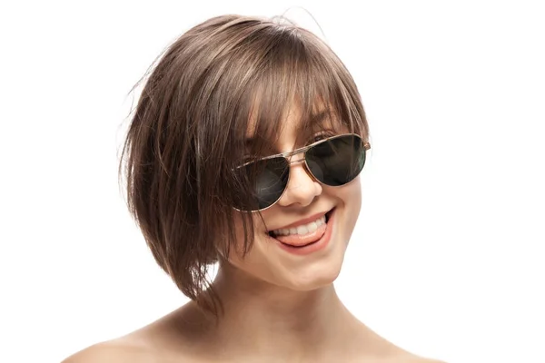 Hermosa Chica Retrato Moda Con Gafas Sol Expresión Cara Feliz — Foto de Stock