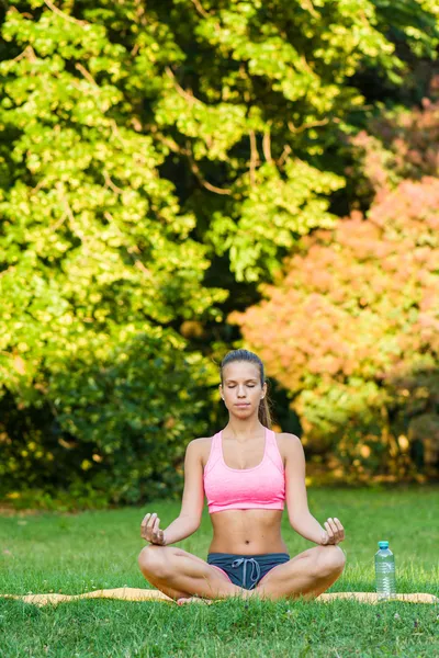 Lotus position — Stock Photo, Image