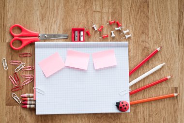 ofis ve öğrenci eşyaları