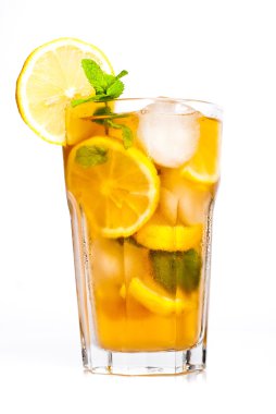 Limonlu buzlu çay