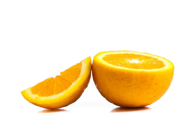 Naranjas aisladas sobre fondo blanco — Foto de Stock