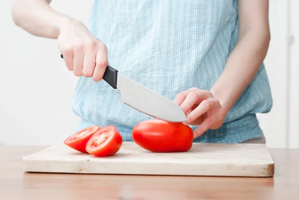Female chopping food ingredients — Stock Photo, Image