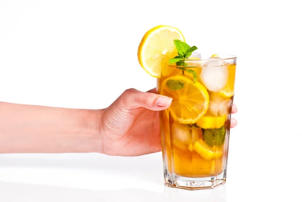 Iced tea with lemon — Stock Photo, Image