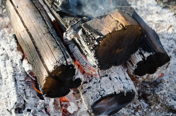 Dřevo na oheň — Stock fotografie