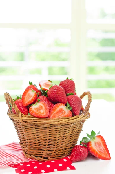 Strawberries in basket — Stok fotoğraf