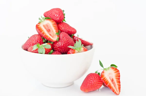 Fresh strawberries in bowl — Stock Photo, Image