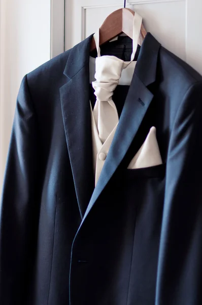 Brudgummens kostym — Stockfoto