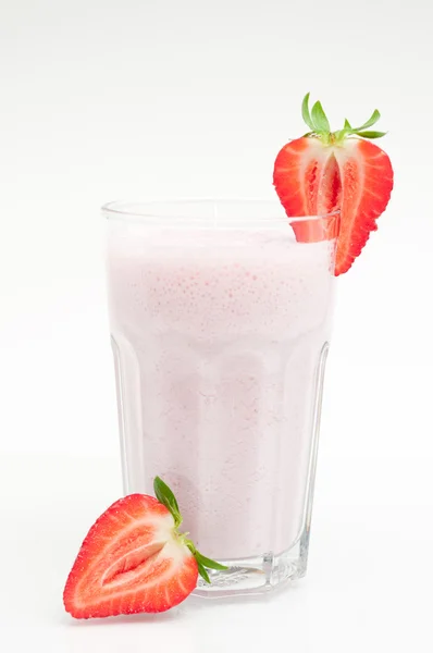 Batido de fresa —  Fotos de Stock