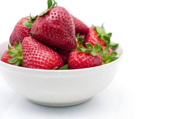 Frische Erdbeeren in Schleife — Stockfoto