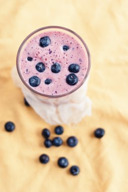 yaban mersini muzlu süt