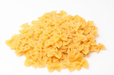 makarna beyaz arkaplanda izole