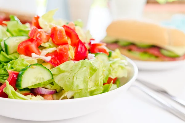 Frischer Salat — Stockfoto