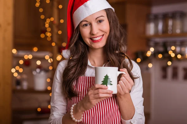 Mladá dívka, příprava na Vánoce — Stock fotografie