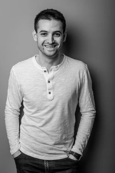 Young man portrait smilling — Stock Photo, Image