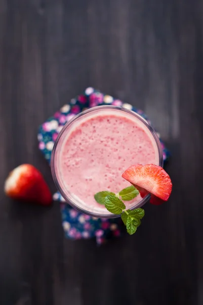 Strawberry milkshake — Stock Photo, Image