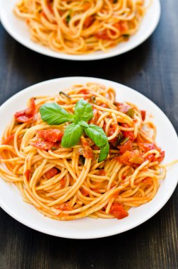 domates soslu makarna