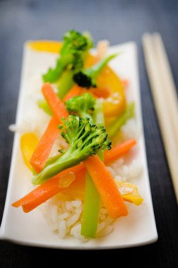Wok akşam yemeği