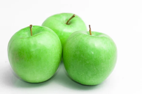 Fresh green apples isolated on white background — Stock Photo, Image