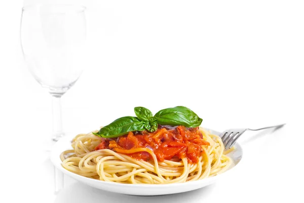 Spaghetti con salsa di pomodoro — Foto Stock