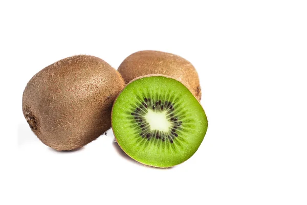 Kiwi บนพื้นหลังสีขาว — ภาพถ่ายสต็อก