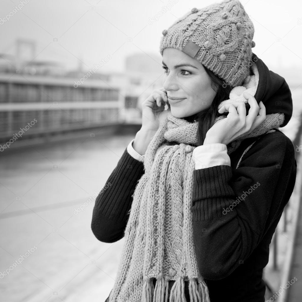 Cold winter, beautiful woman posing outdoor