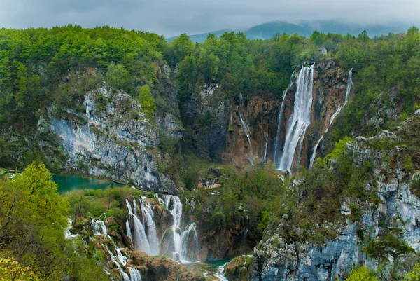 Wasserfall — Stockfoto