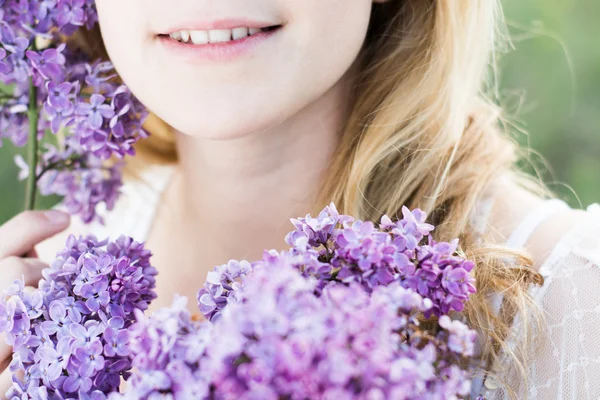 Blomma kvinna — Stockfoto