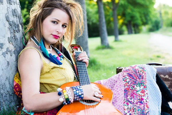 Hippie mujer en festival — Foto de Stock