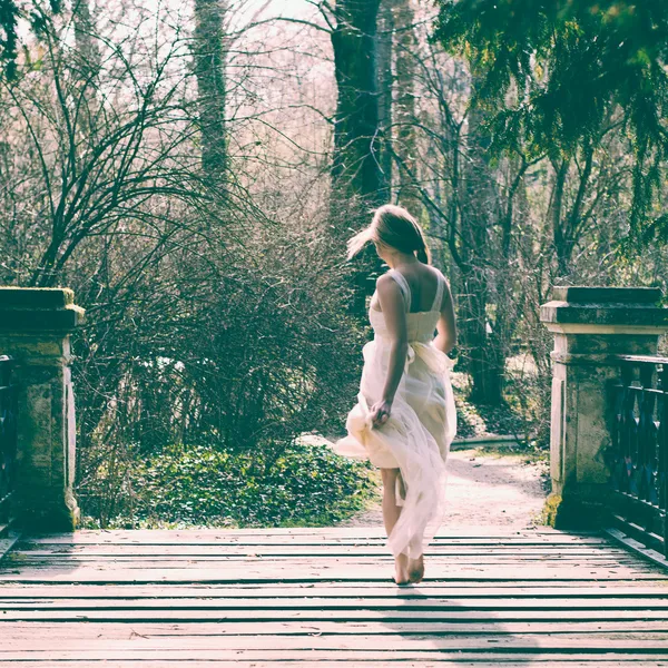 Belle mariée, photo de mariage vintage — Photo