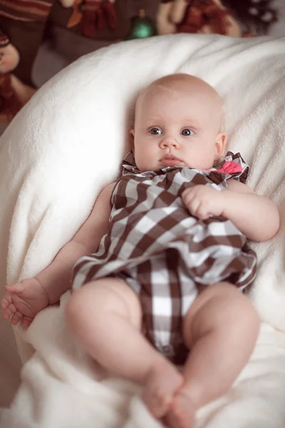 Little baby with christmas tree — Stock Photo, Image