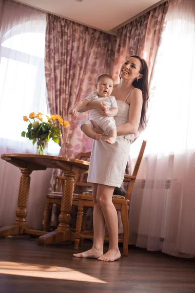 Mother with baby — Stock Photo, Image