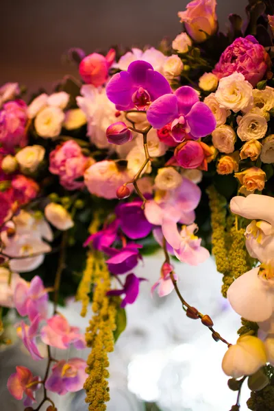 Blumenbogen — Stockfoto