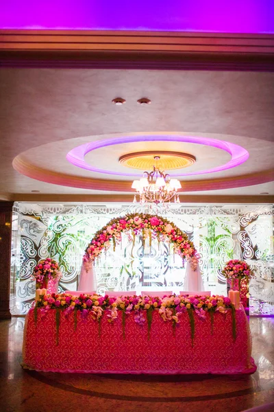 Floral arch — Stock Photo, Image