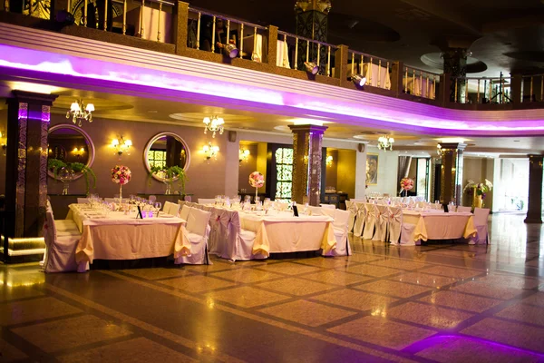 Restoranın içinde.