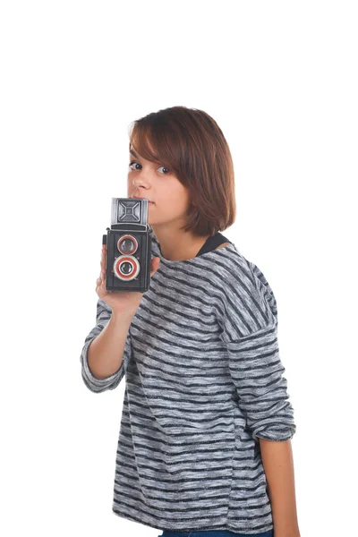 Belle adolescente avec appareil photo rétro — Photo