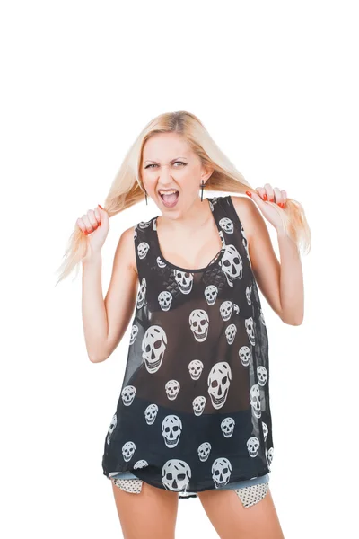 Skrikande kvinna i skallen t-shirt — Stockfoto