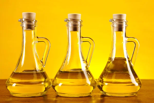 Olive oil and olives — Stock Photo, Image