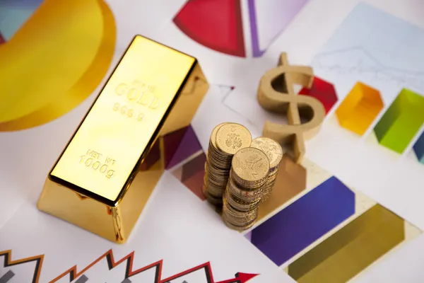 Золотые слитки Деньги и финансы — стоковое фото