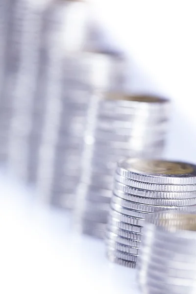 Massa pengar! mynt isolerad på vit bakgrund — Stockfoto