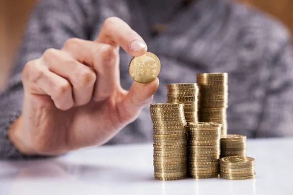 ¡Hombres contando dinero! Fotos de estudio —  Fotos de Stock