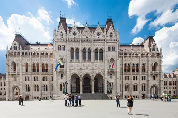 Будапешт, взгляд парламента — стоковое фото