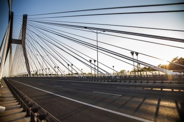 halat köprü gün batımında güzel fotoğraf