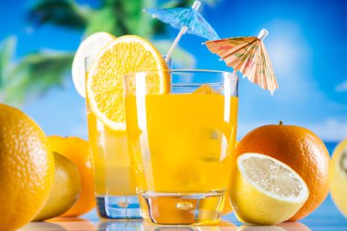 plaj tropikal içecekler