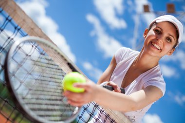 erkek tenis oynamaya