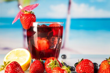 plaj tropikal içecekler