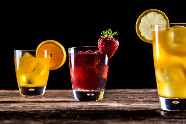 Fresh tasty drinks — Stock Photo, Image