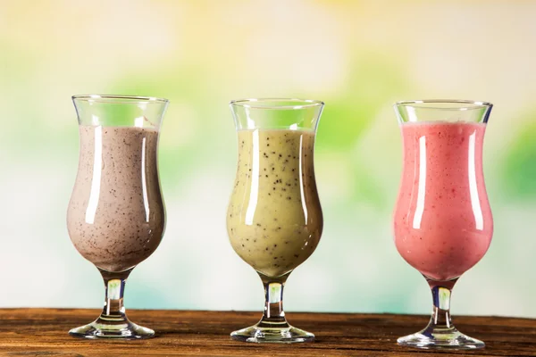 Gesunde Ernährung, Proteinshakes und Obst — Stockfoto